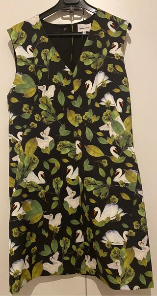 Vestido Bimba y Lola estampado cisnes de segunda mano por 58 EUR en Madrid  en WALLAPOP