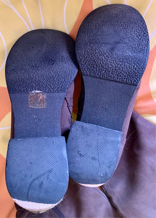 Botas Altas de Caña Ancha - Piel vuelta - talla 38