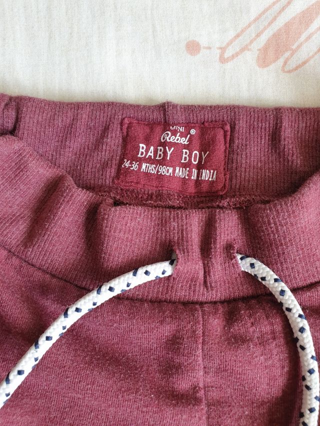 Pantalón tipo chandal bebé 24-36 meses