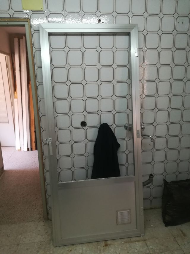 Puerta balconera aluminio