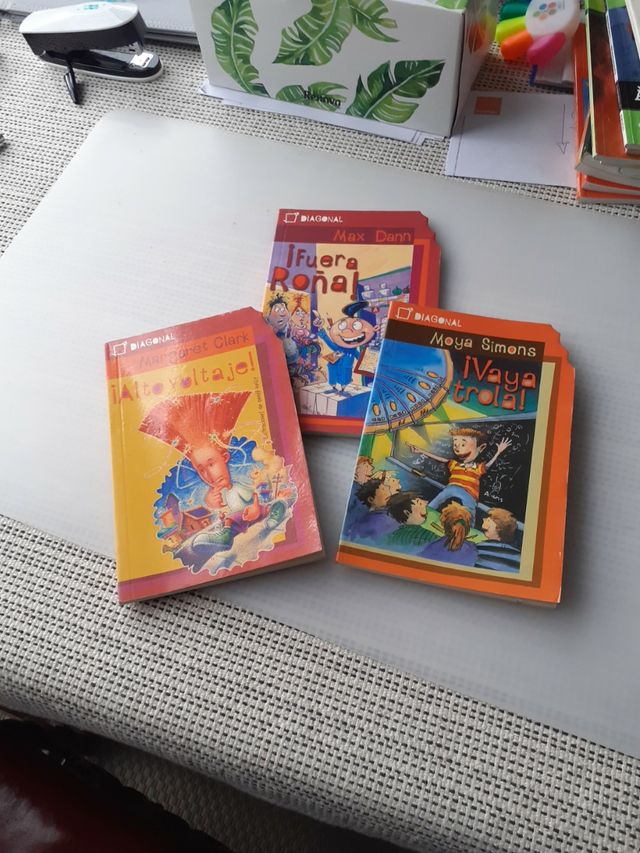 Diagonal, tres libros 5 euros