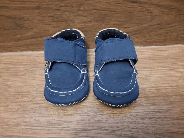 Zapatos bebe niño