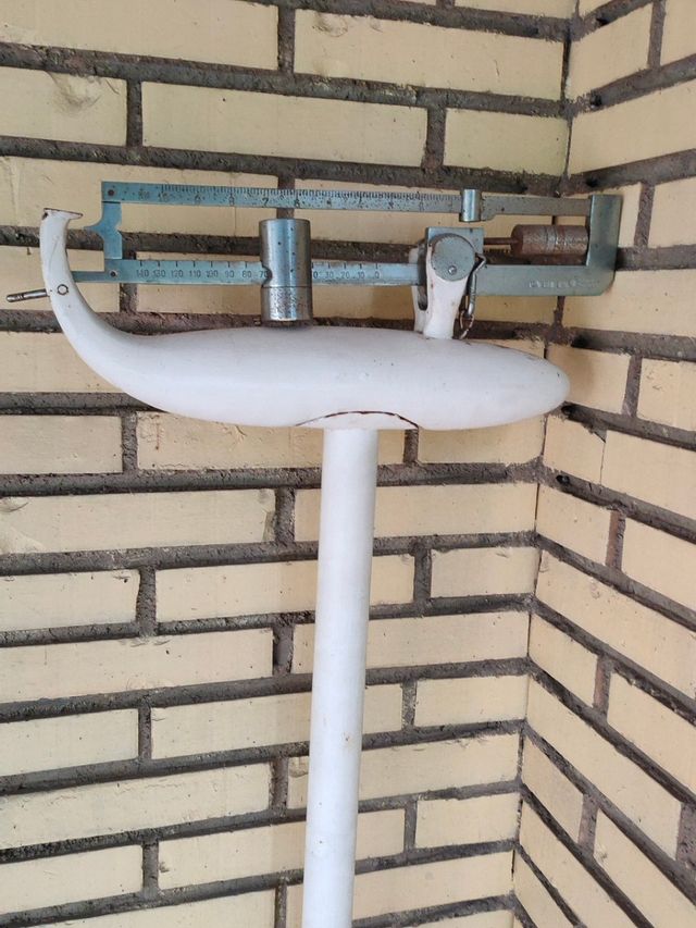 Báscula antigua de farmacia