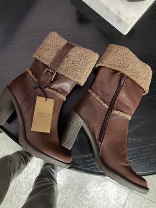Botines Cortefiel. de segunda mano por 30 EUR en Badalona en WALLAPOP