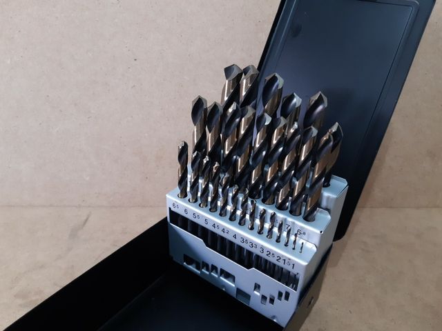 Juego de brocas DP035