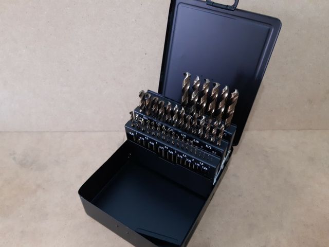 Juego de brocas ADC01