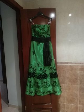 Vestido fiesta Sonia Peña de segunda mano por 75 EUR en Fuengirola en  WALLAPOP