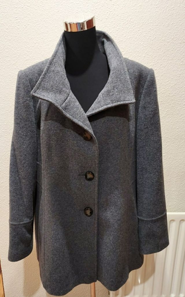 abrigo señora gris