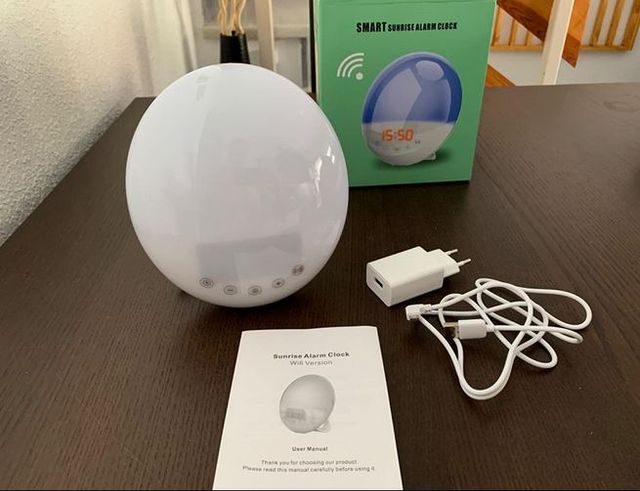 Alarm Clock Radio supporta Alexa e Google Home