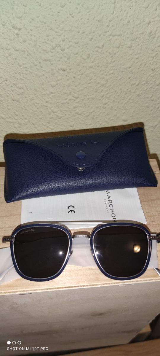 gafas de sol lacoste