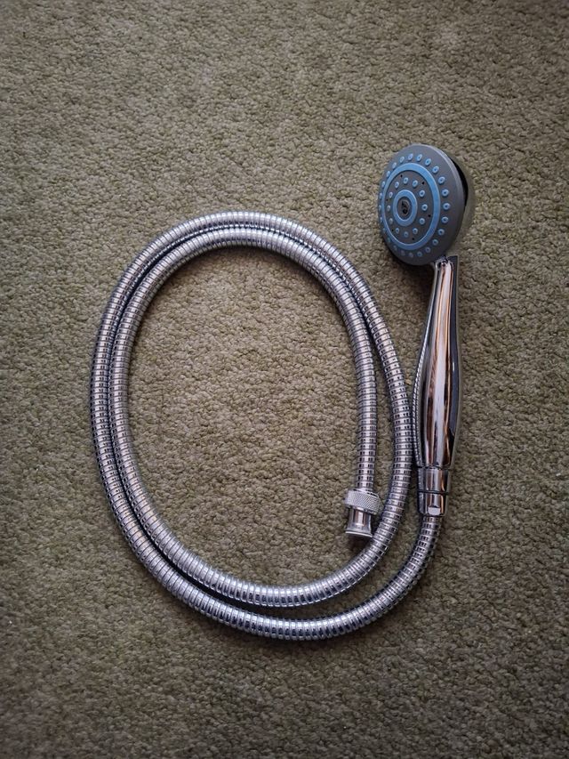 Agarrador ducha, grifo y barra de ducha