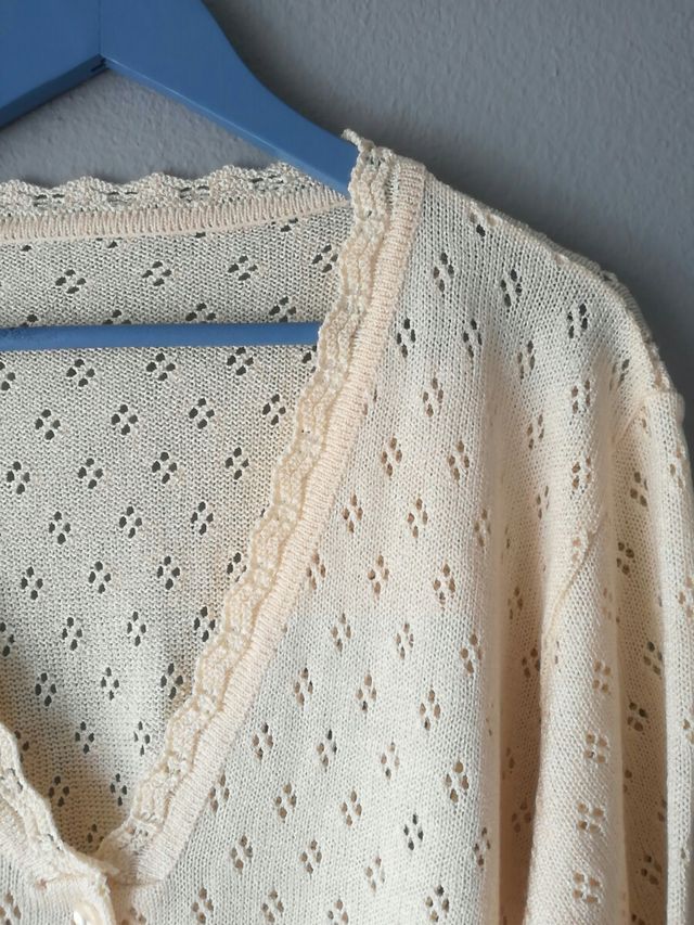 chaqueta fina calada hilo