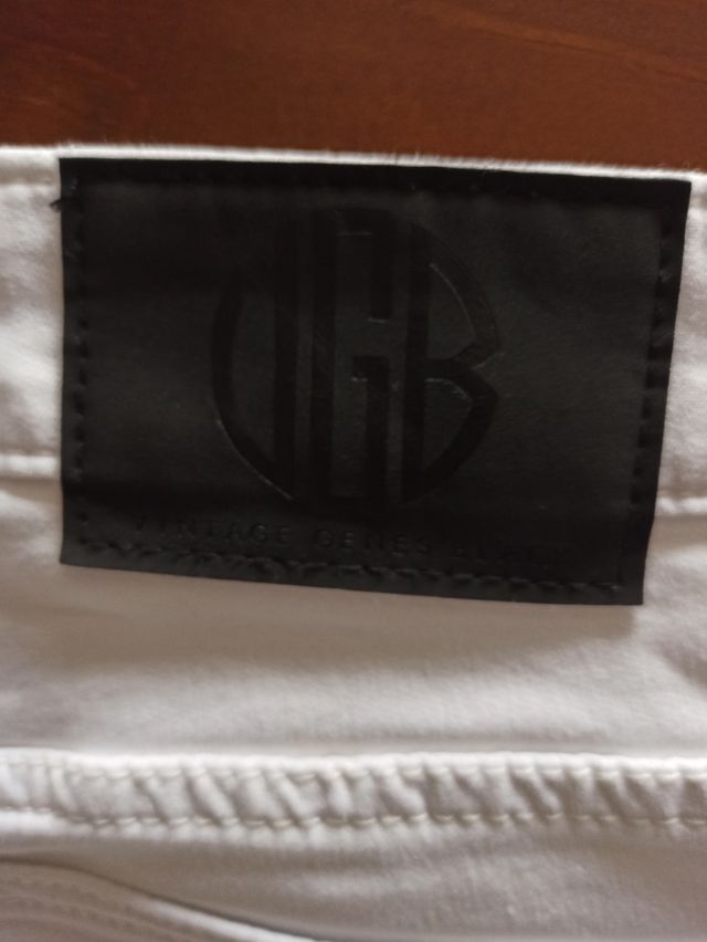 Shorts mujer blancos. Nuevos sin etiqueta