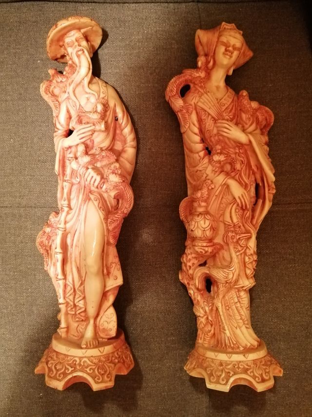 Pareja de figuras chinas.