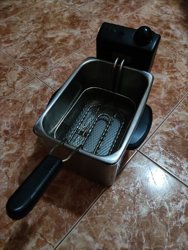 Freidora eléctrica westinghouse