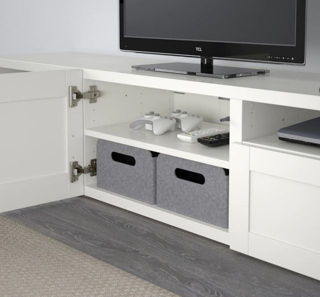 Herrajes de apertura a presión