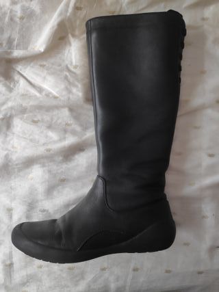 Botas altas Negras CAMPER de Mujer talla 38 de segunda mano por 70 EUR en  Madrid en WALLAPOP