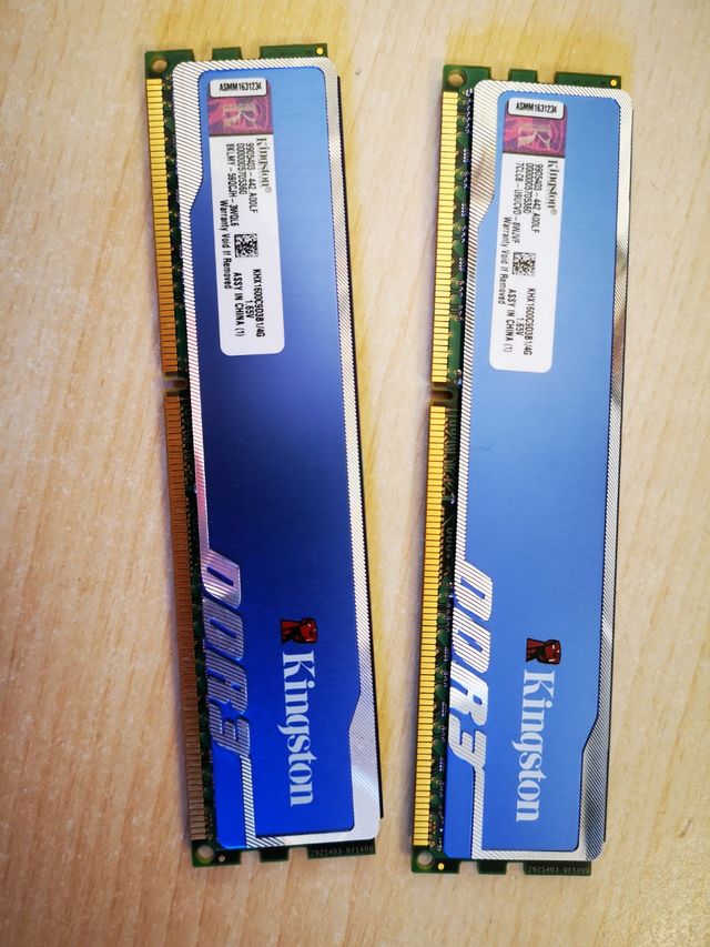 Componentes ordenador. RAM, Intel i5, gráfica.