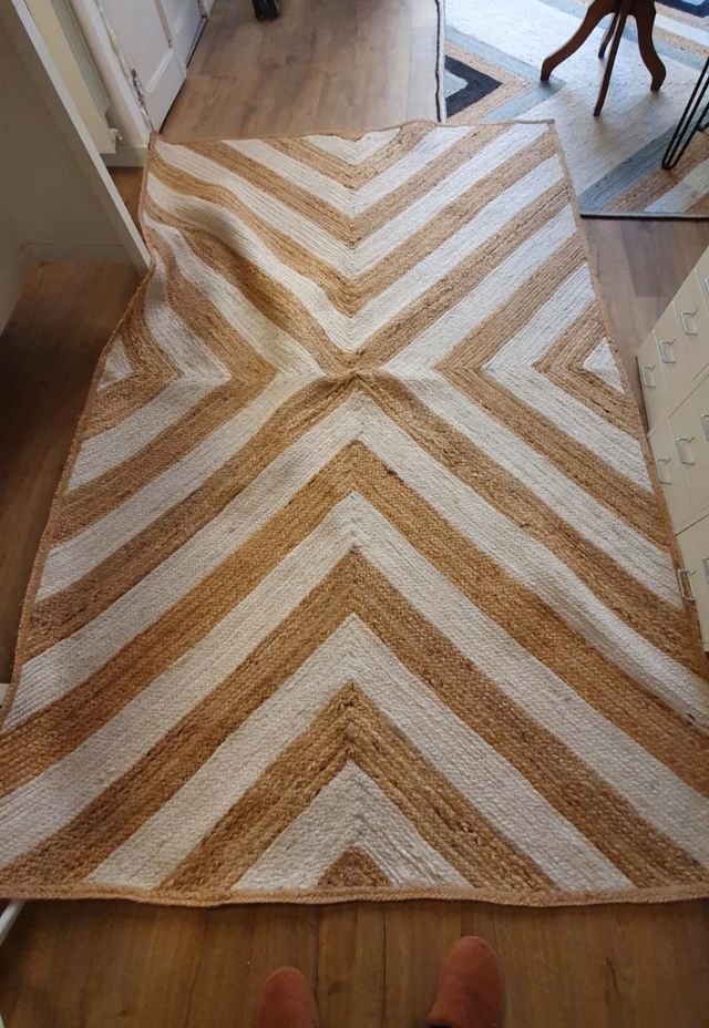 SKLUM Alfombra yute nueva de segunda mano por 80 € en Barcelona en WALLAPOP