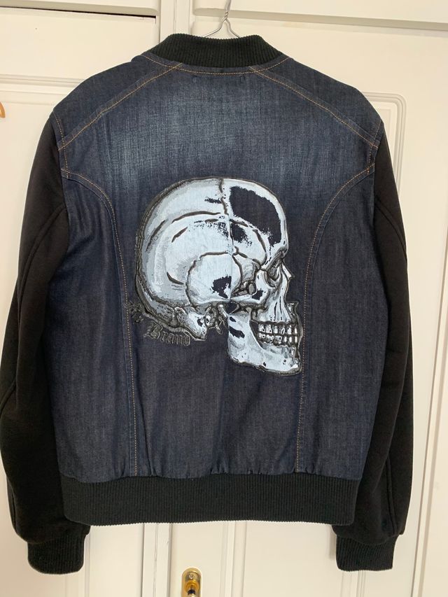 Cazadora vaquera mixta con mangas de abrigo