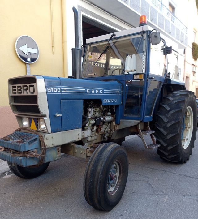 TRACTOR EBRO 6100. AÑO 1984. de segunda mano por 7.000 EUR en Zaragoza