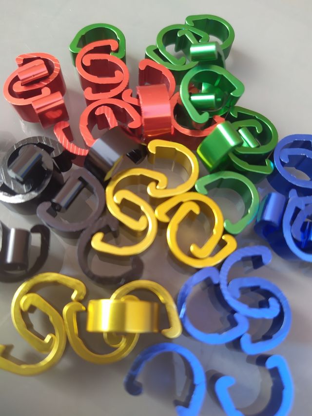 Grapas sujetacables para cuadros de bici. NUEVOS.