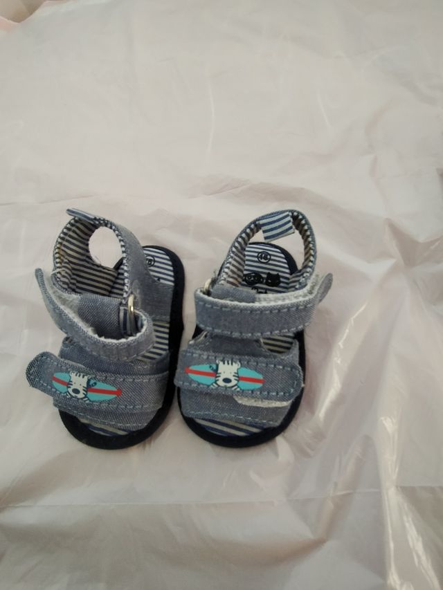 Sandalias bebe nuevas