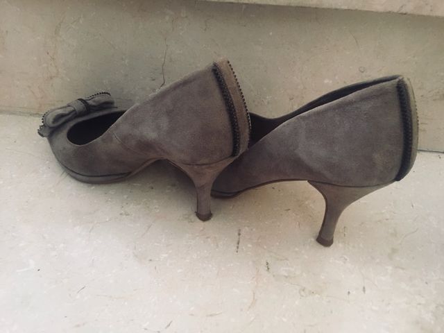 Zapatos en ante todo piel