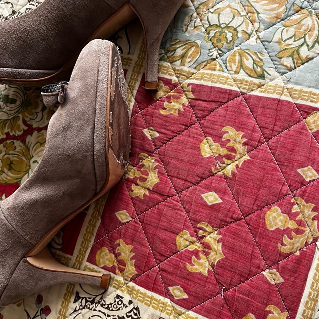 Zapatos en ante todo piel