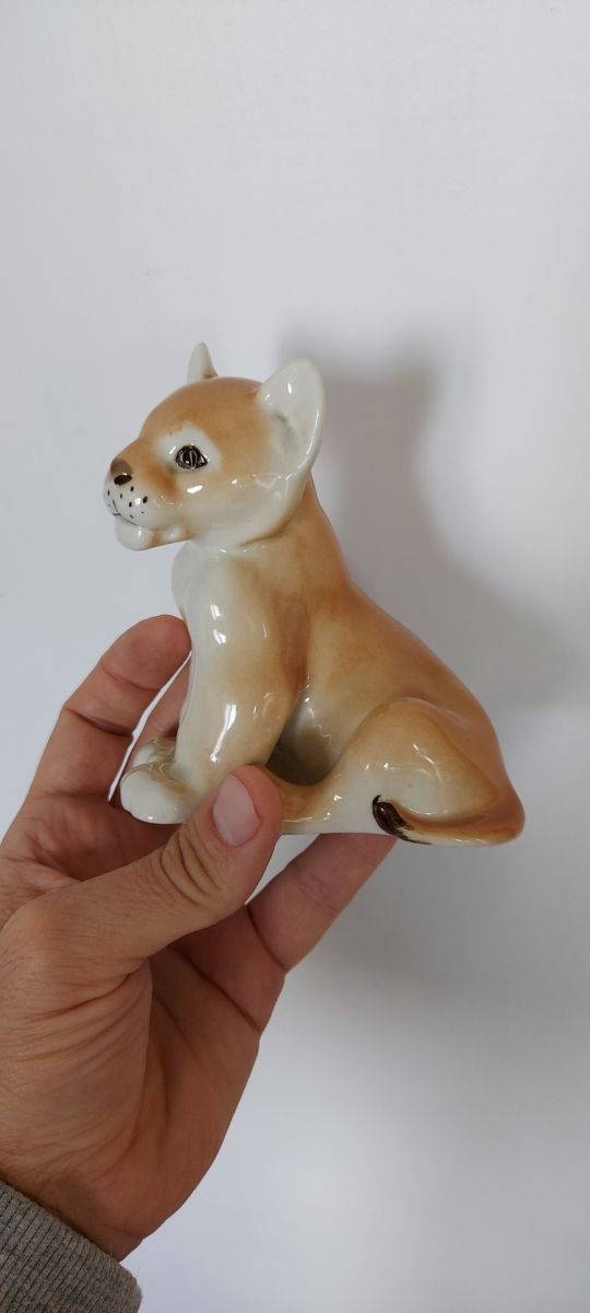 Cachorro Leon Porcelana