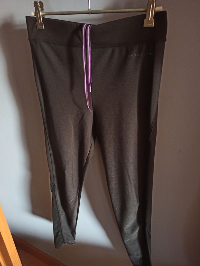 pantalon deporte chica talla S marca Oysho