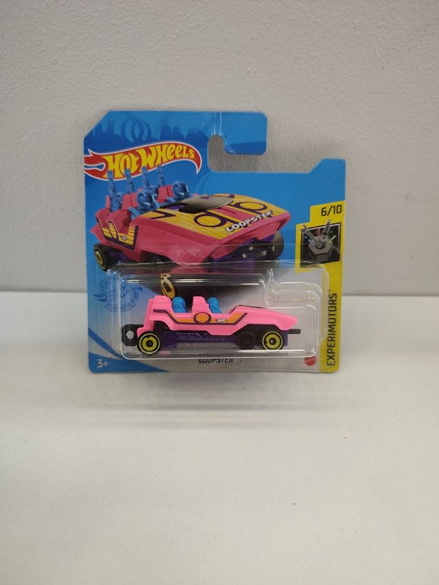 Hot Wheels 2021 Loopster.