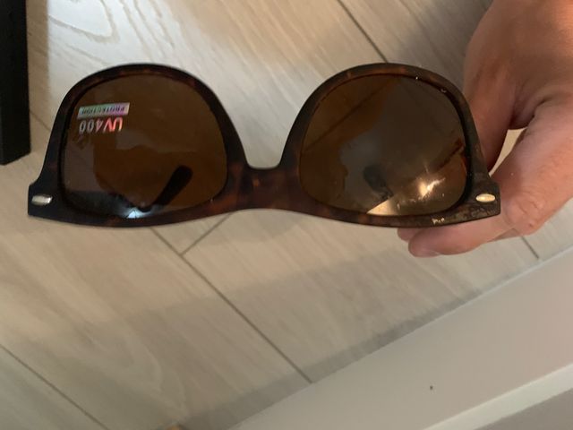 Gafas de sol a estrenar 