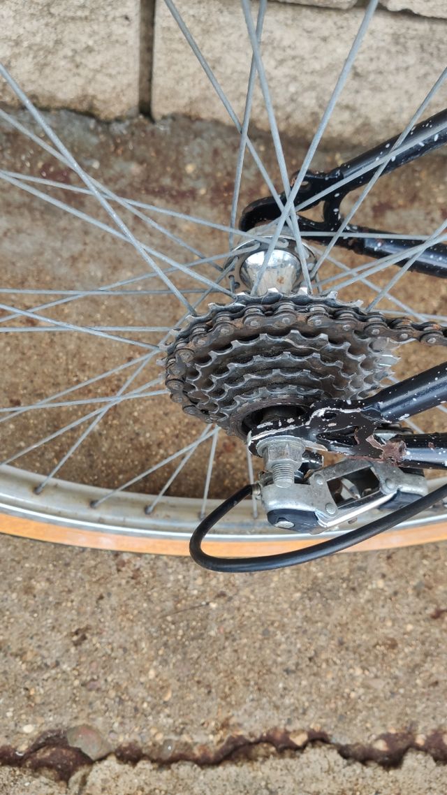 BICICLETA DE MONTAÑA 18 VELOCIDADES