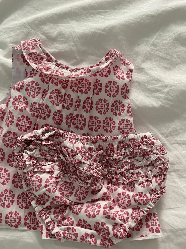 Vestido con braguita Neck& Neck talla 6-12 meses