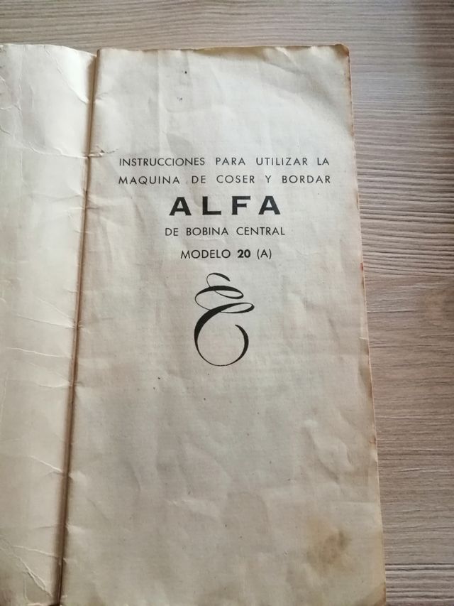 Máquina de Coser ALFA