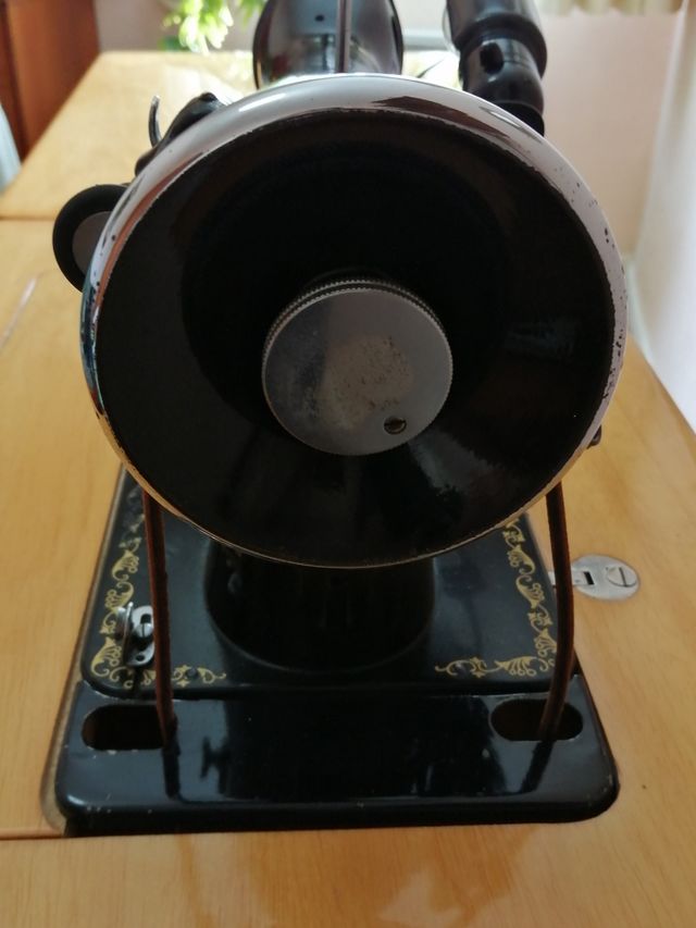 Máquina de Coser ALFA