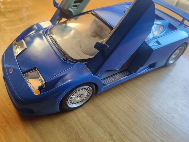 Bugatti 11gb 1991 escala 1/18