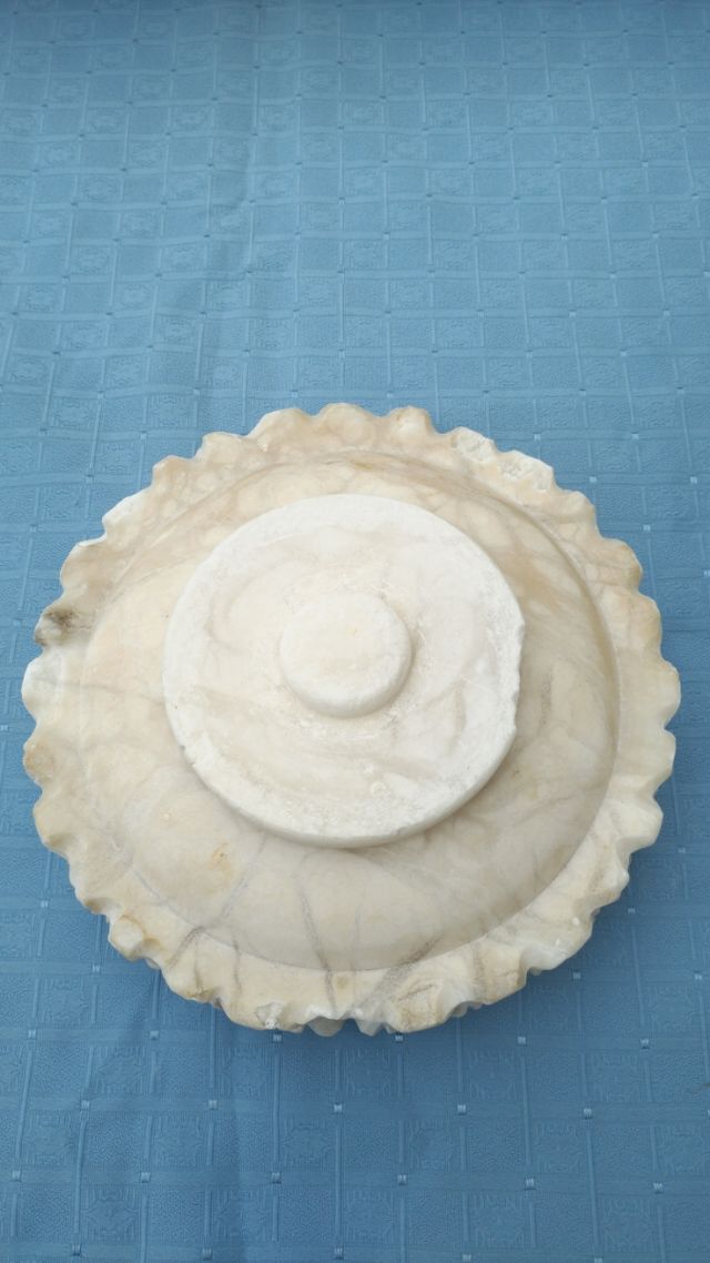 Pedestal / columna de mármol