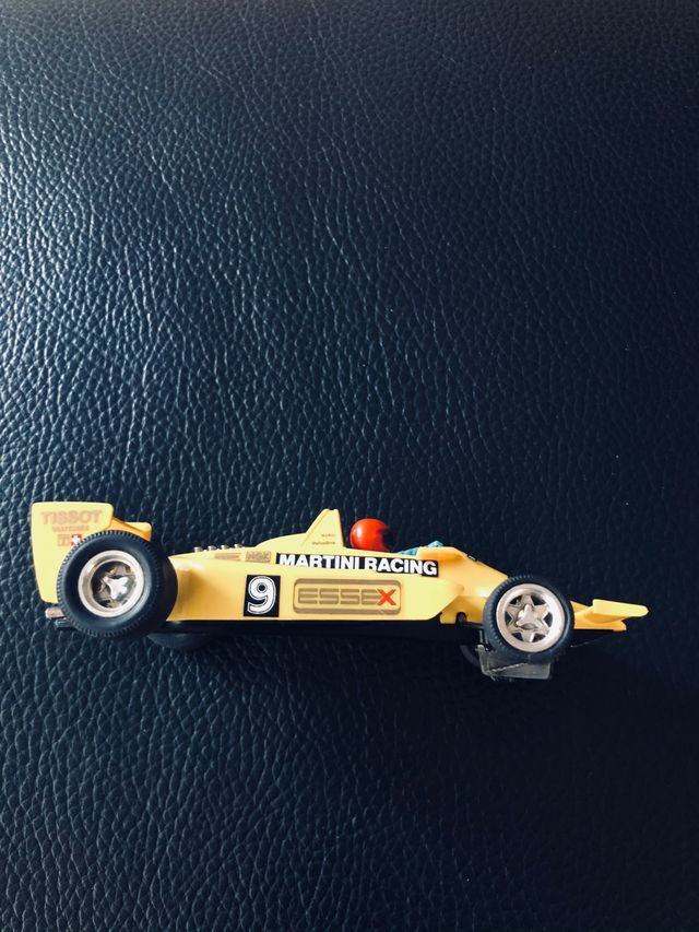 Scalextric Lotus JPS MK4