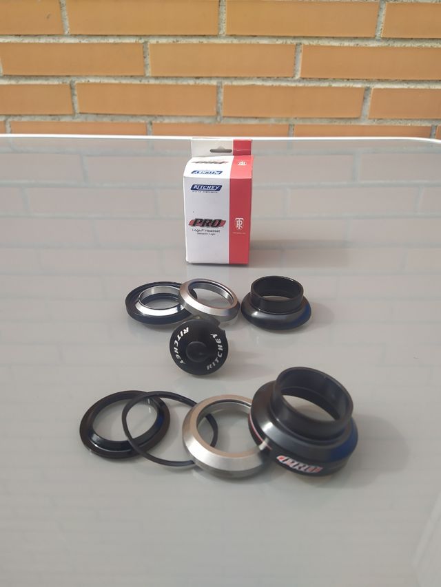 Dirección RITCHEY Pro Logic 1.1/8" Ahead. NUEVA.