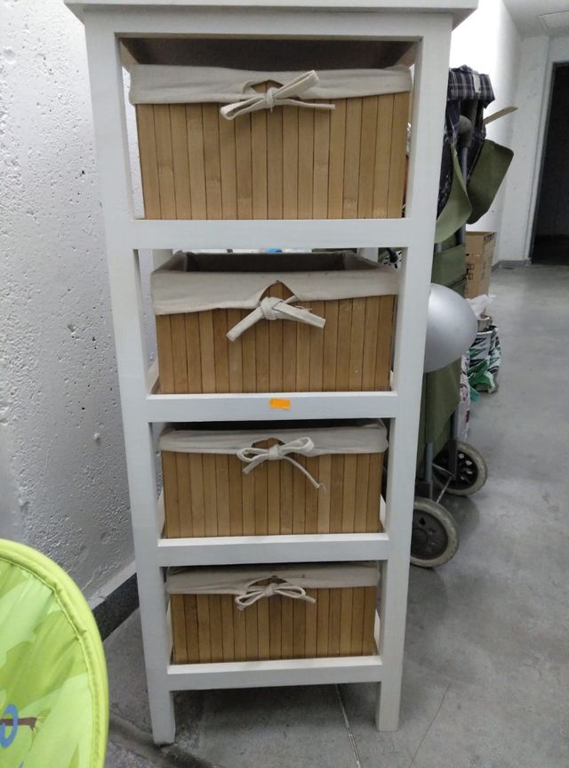 Mueble de cestas de segunda mano por 40 € en Alcorcón en WALLAPOP