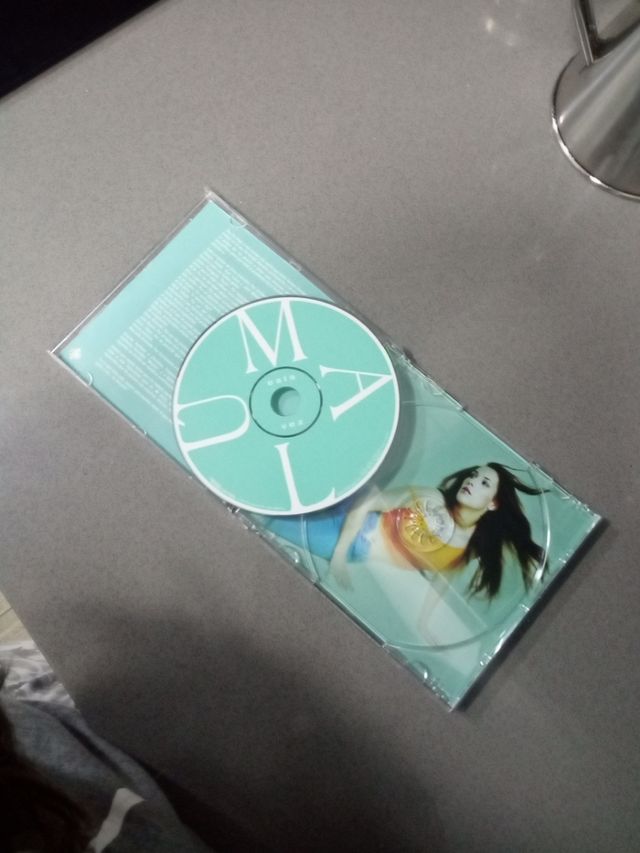 Disco "esta vez" de Malú