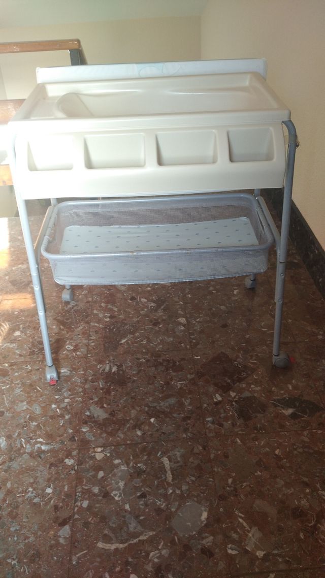 cambiador con bañera