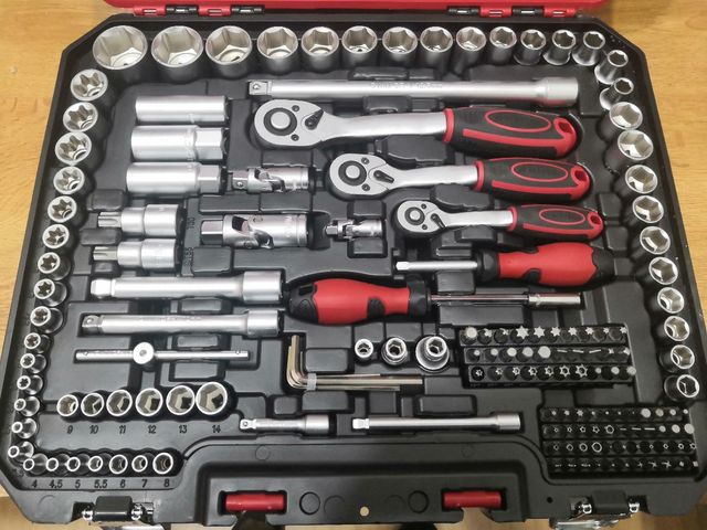 MALETA DE LLAVES DE VASO 216 PIEZAS