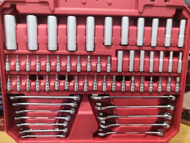 MALETA DE LLAVES DE VASO 216 PIEZAS