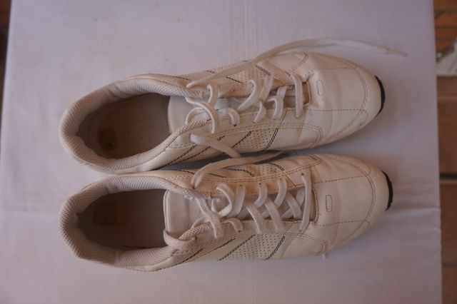 Zapatillas de deporte de hombre de color blanco