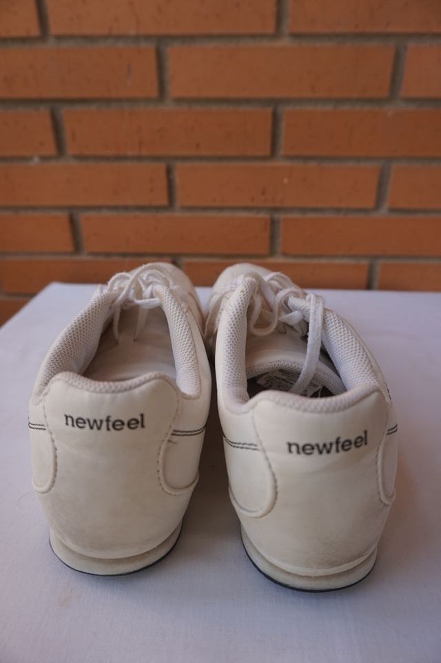 Zapatillas de deporte de hombre de color blanco