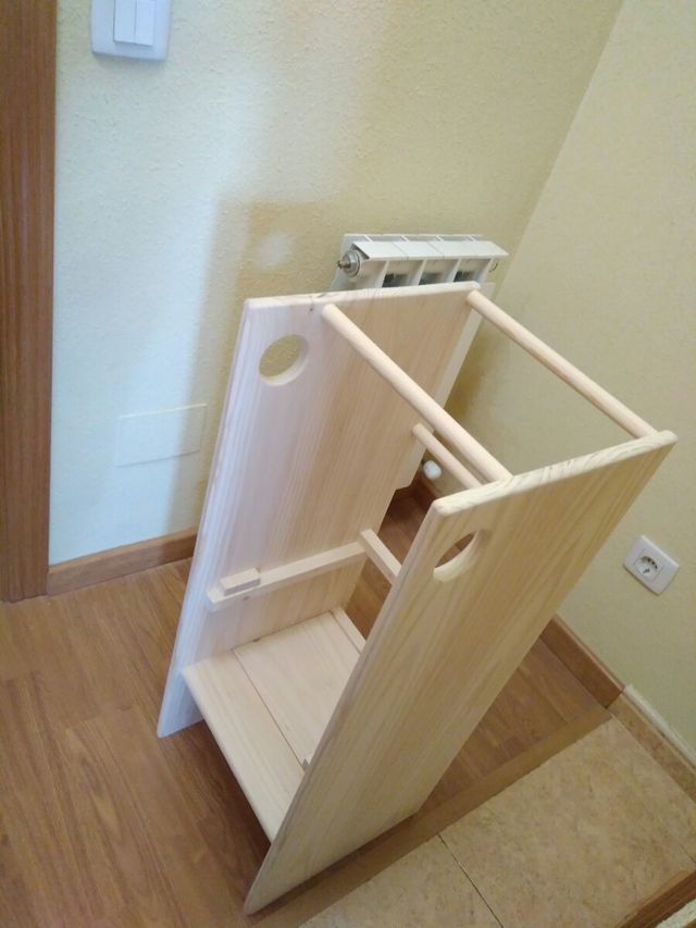 Torre de aprendizaje. Inspiración Montessori