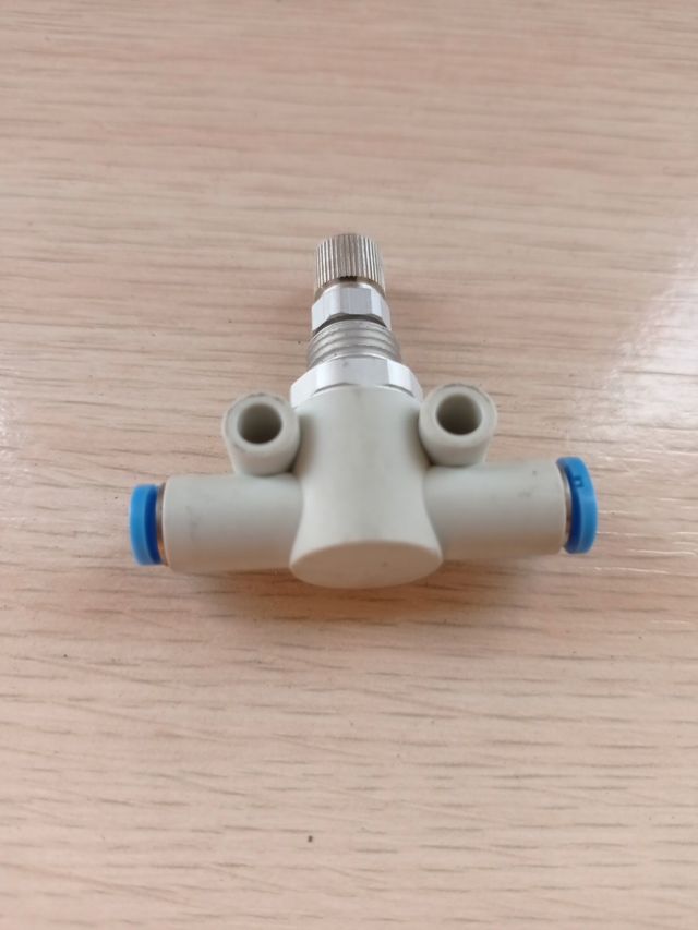 Válvula reguladora de caudal FESTO GR-QS-4